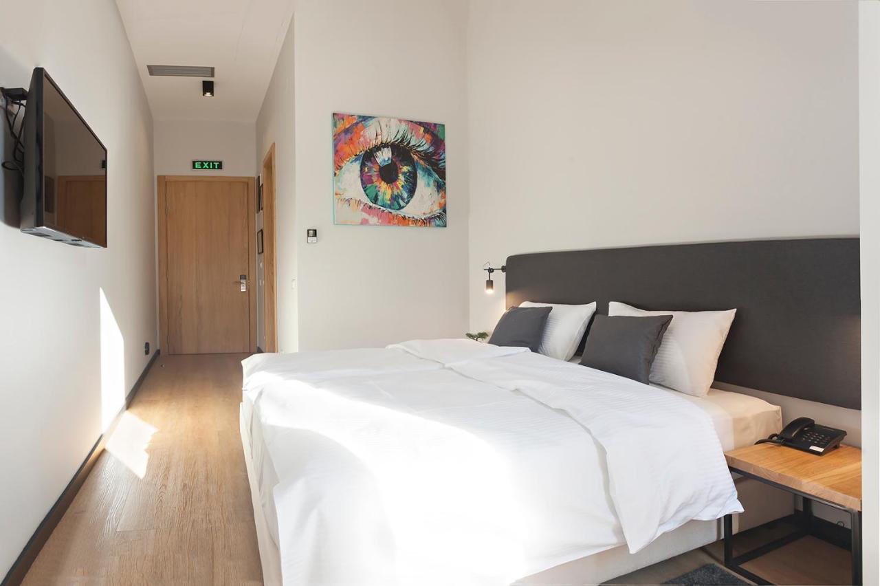 Kombinat Rooms City Center Novi Sad Luaran gambar